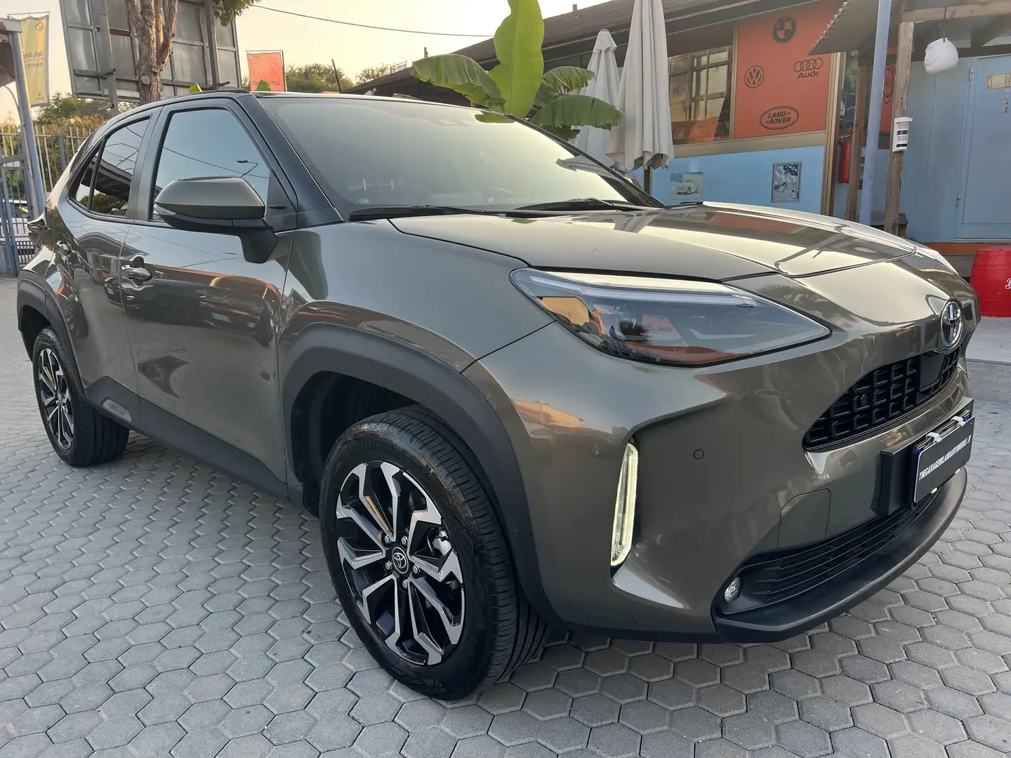 Toyota Yaris Yaris Cross Cross 1.5h Trend fwd 116cv e-cvt Brons - 2