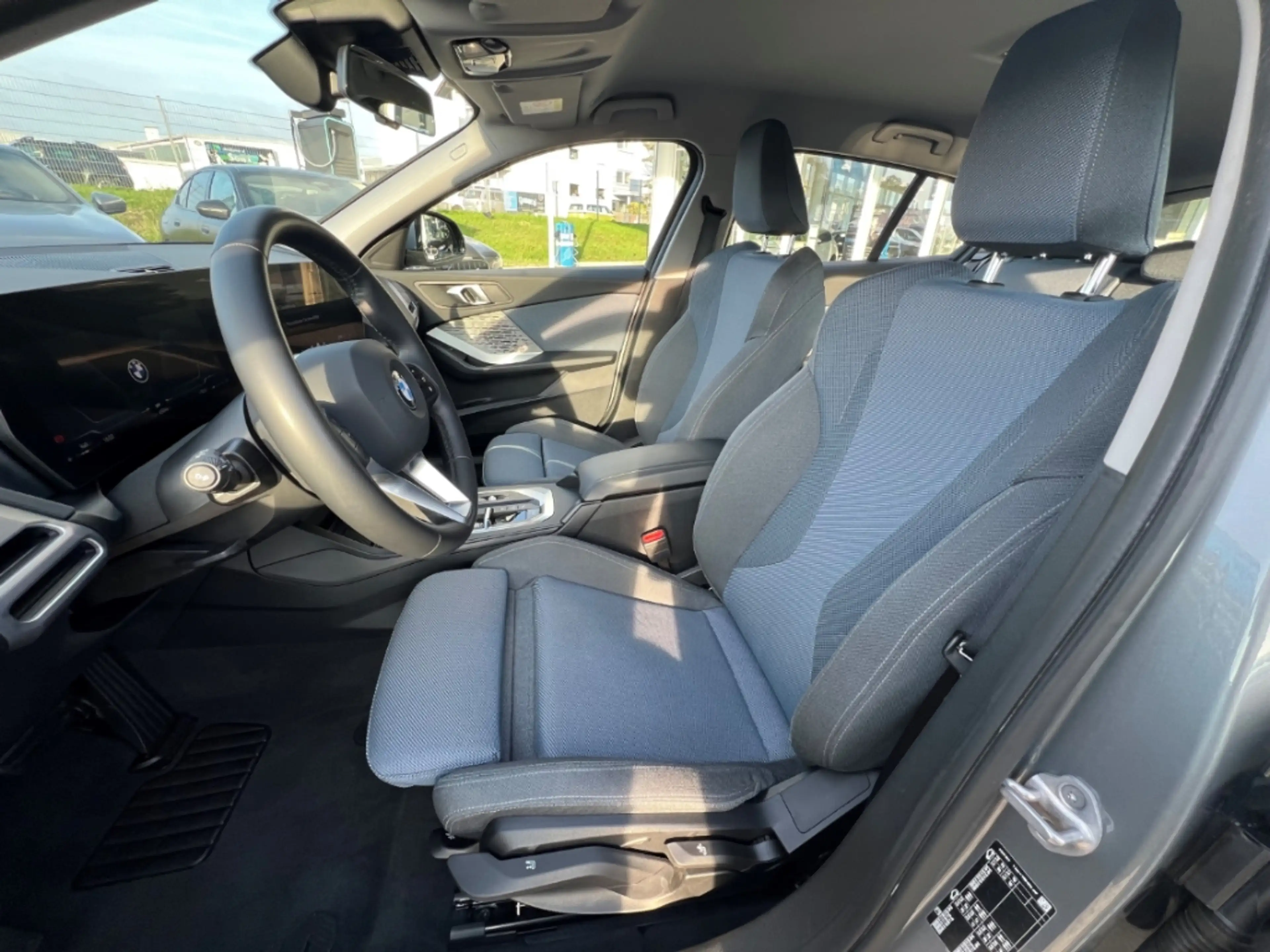 BMW 120 A Limousine Navi Digitales Cockpit LED Apple CarPl — photo 13