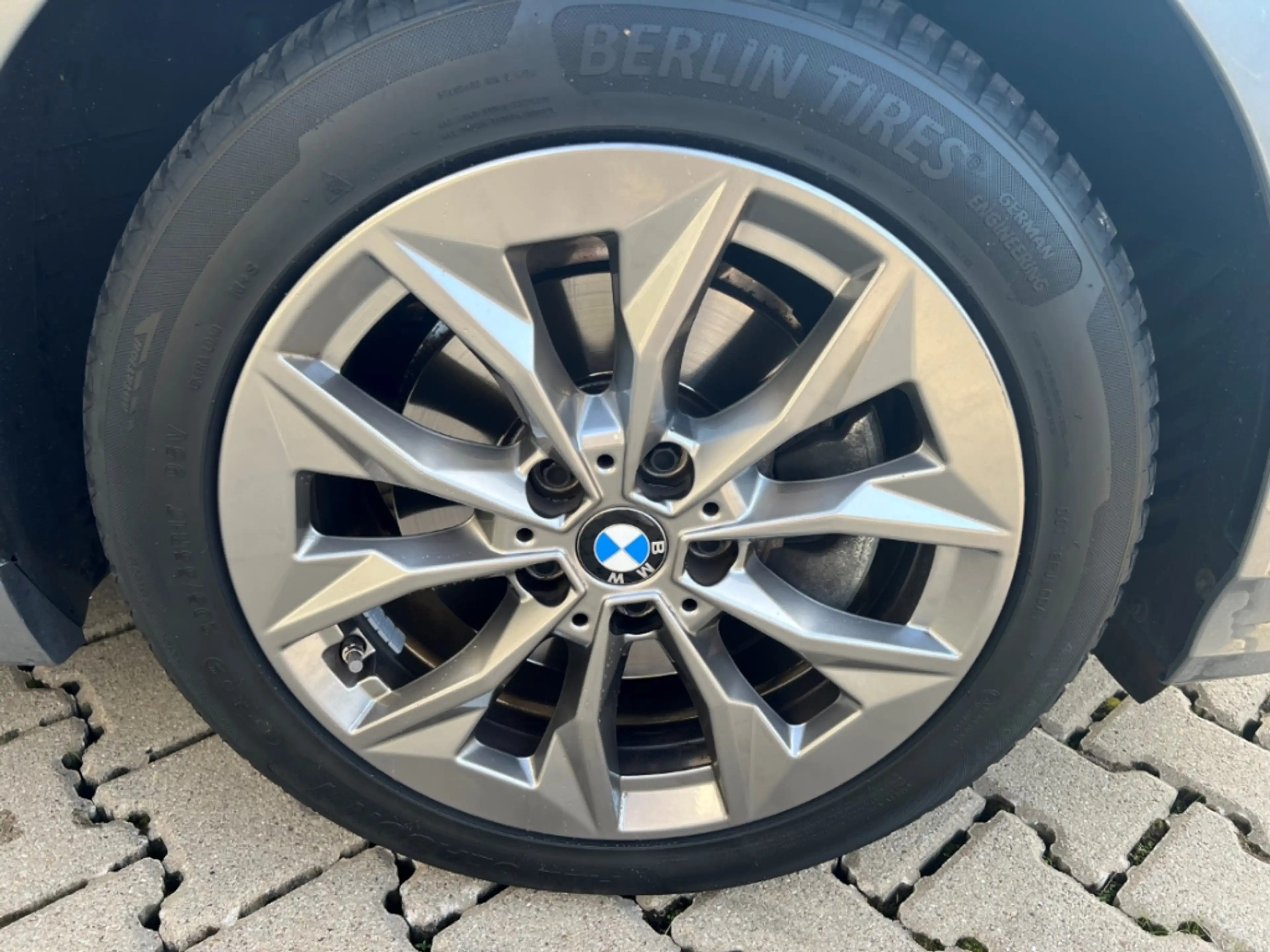 BMW 120 A Limousine Navi Digitales Cockpit LED Apple CarPl — photo 8