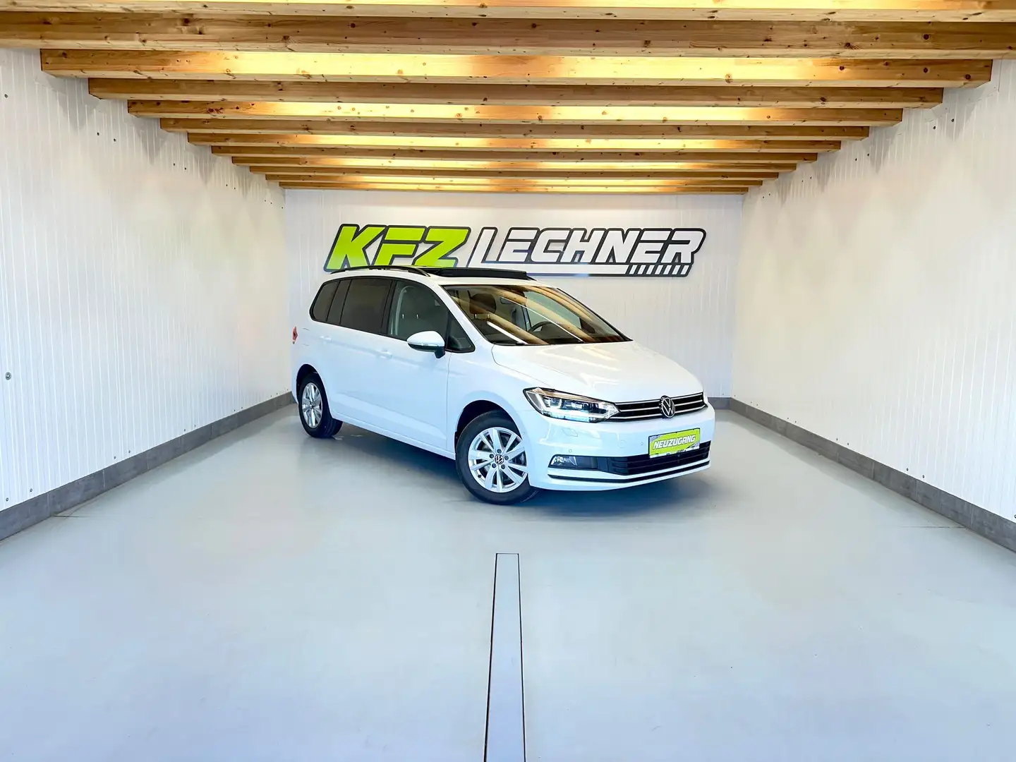 Volkswagen Touran 2.0 TDI DSG "PANO*AHK*LED*VIRTUAL*R-KAM" Weiß - 1
