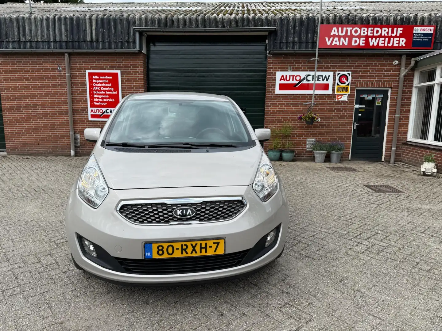 Kia Venga 1.6 CVVT X-tra Automaat Airco PDC Cruise Beige - 2