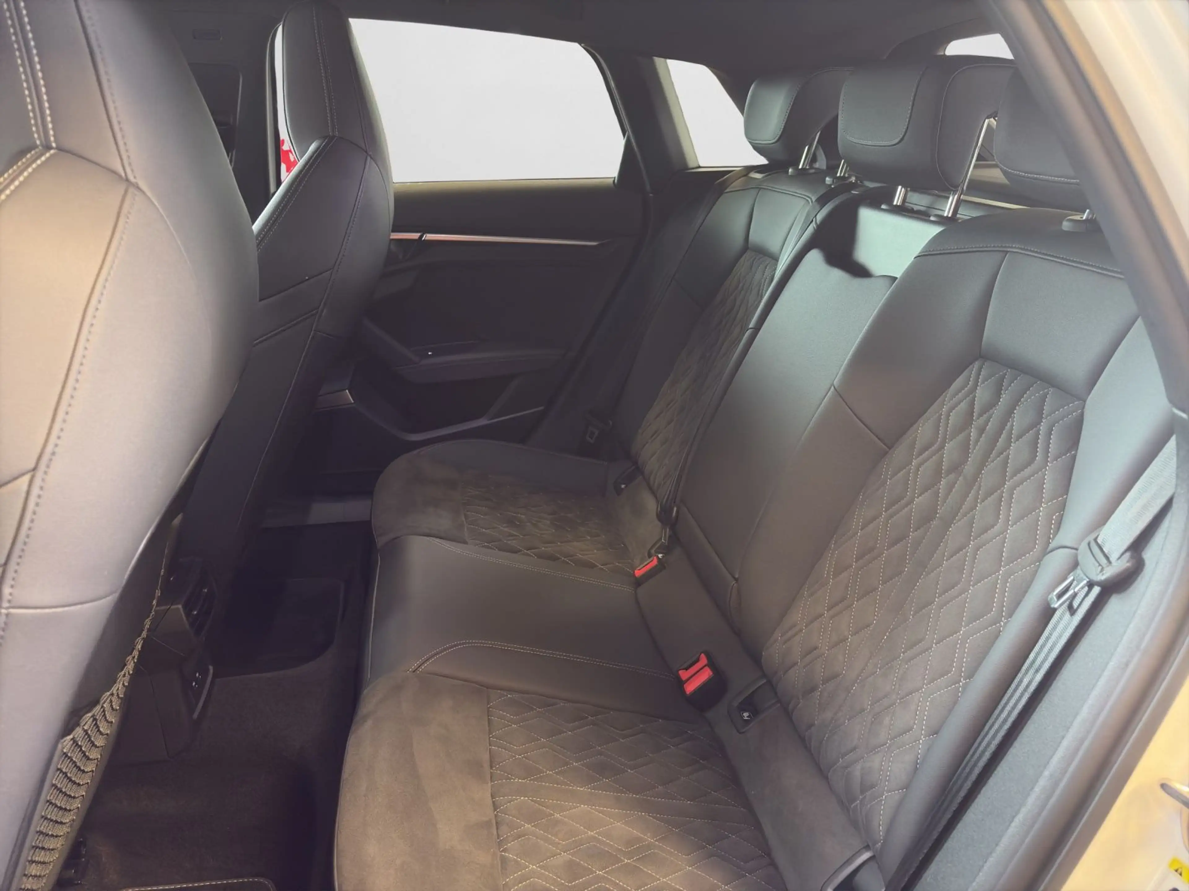 Audi A3 advanced 35 TDI S Line *LED*Navi*B+ — photo 14