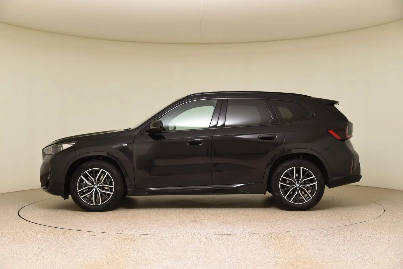 BMW X1 xDrive23d M Sportpaket DriveAss AHK ACC Alarm Schwarz - 2