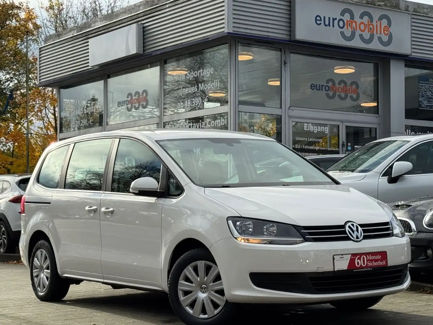 Volkswagen Sharan *3-ZonenKlimaAut.*Tempomat*7-Sitzer* Weiß - 1