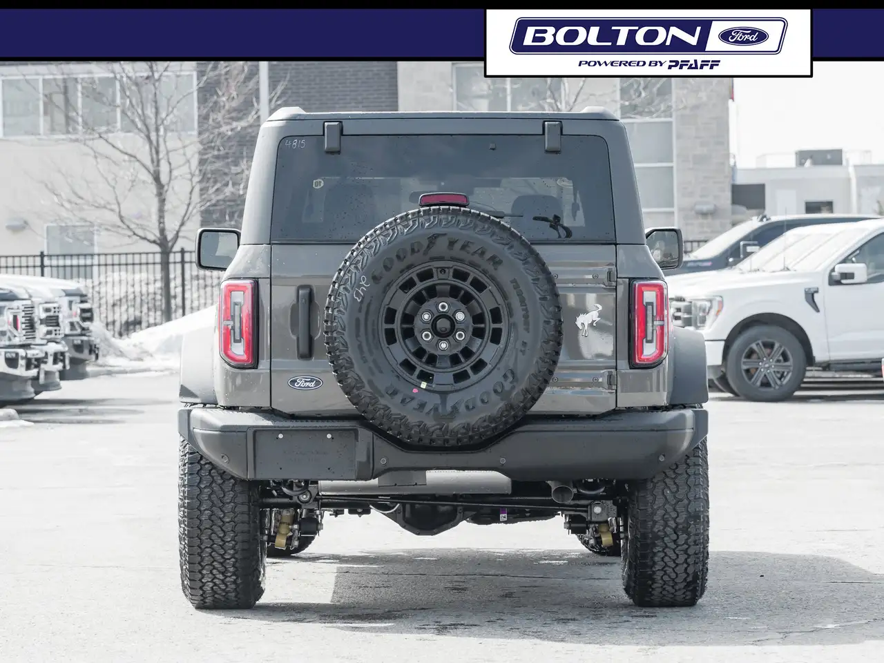 Ford Bronco снимка Ford Bronco