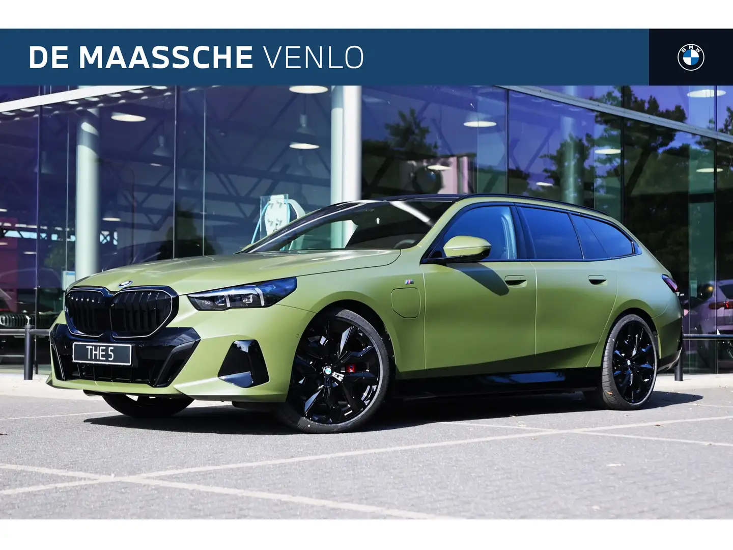 BMW 530 5 Serie Touring 530e M Sport Automaat / Trekhaak / Groen - 1