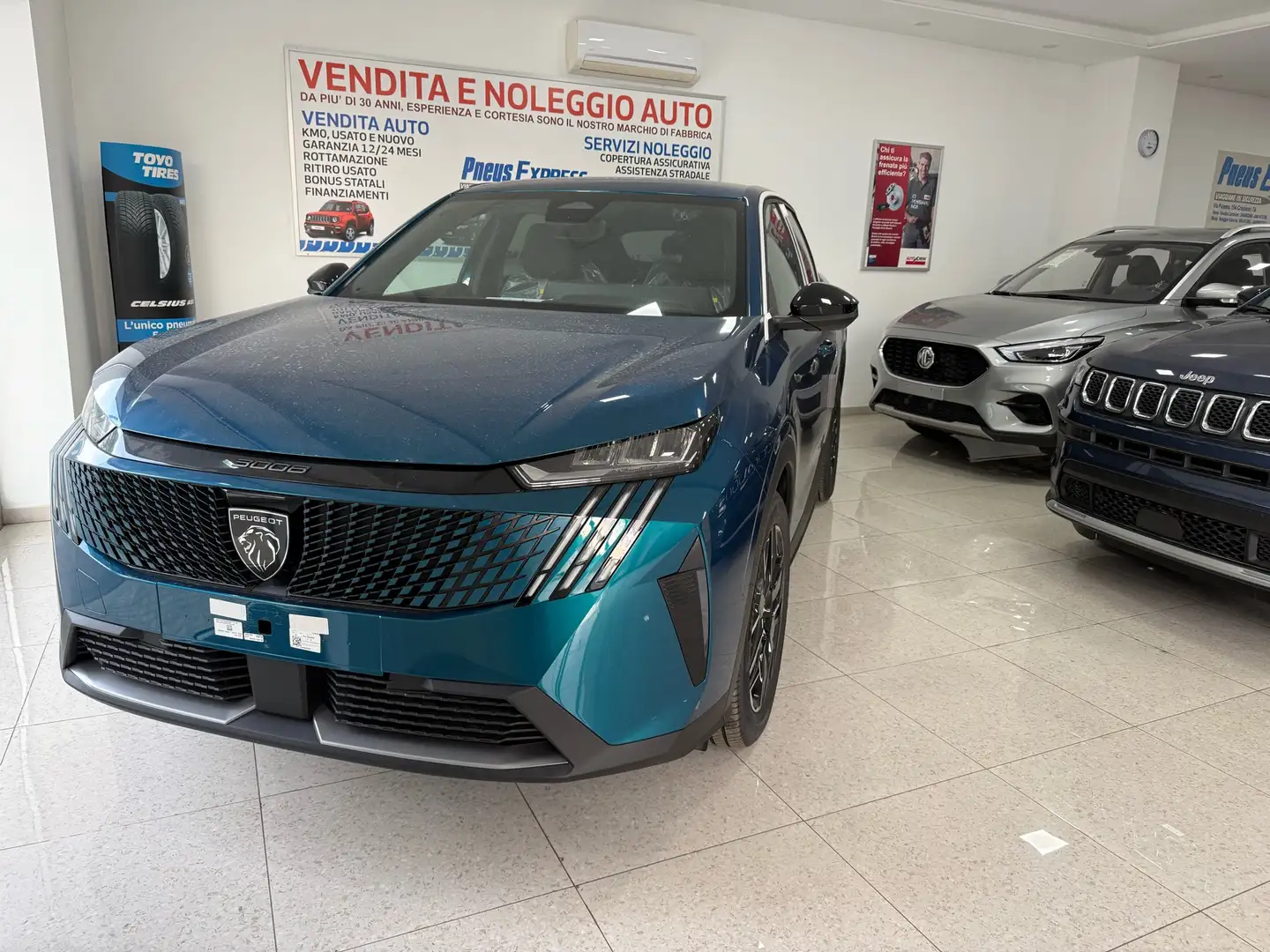 Peugeot 3008 3008 ALLURE HYBRID 145 E-DCS6-PROMO FINANZIAMENTO Blu/Azzurro - 2