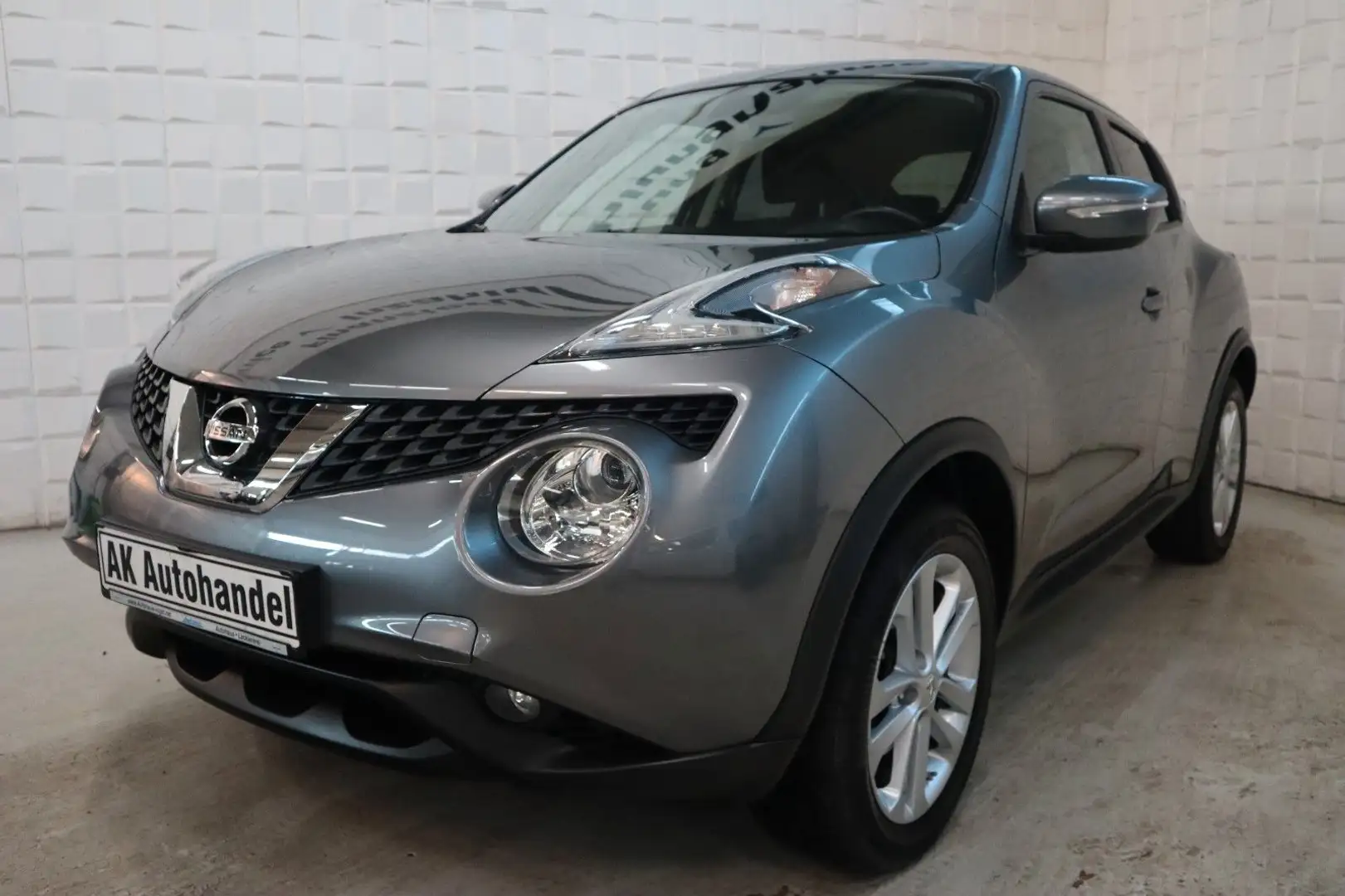 Nissan Juke Visia Klimaautomatik Kamera Navi Grau - 1
