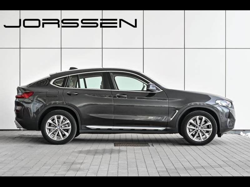 BMW X4 — photo 3