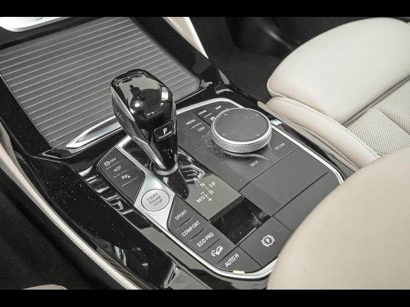 BMW X4 — photo 11
