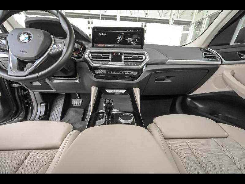 BMW X4 — photo 7