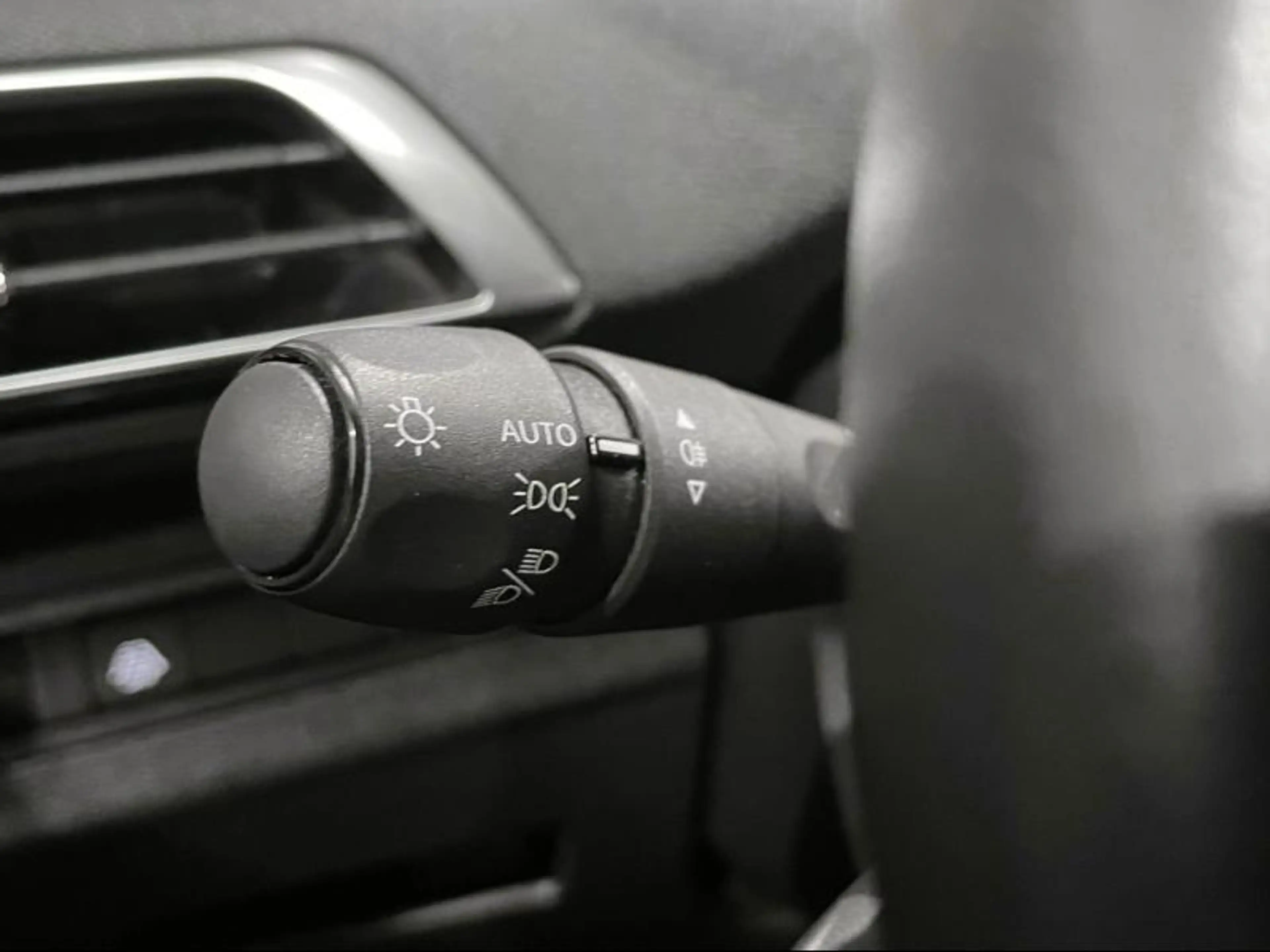 Peugeot 5008 Active Pack | 7 ZIT | — photo 23