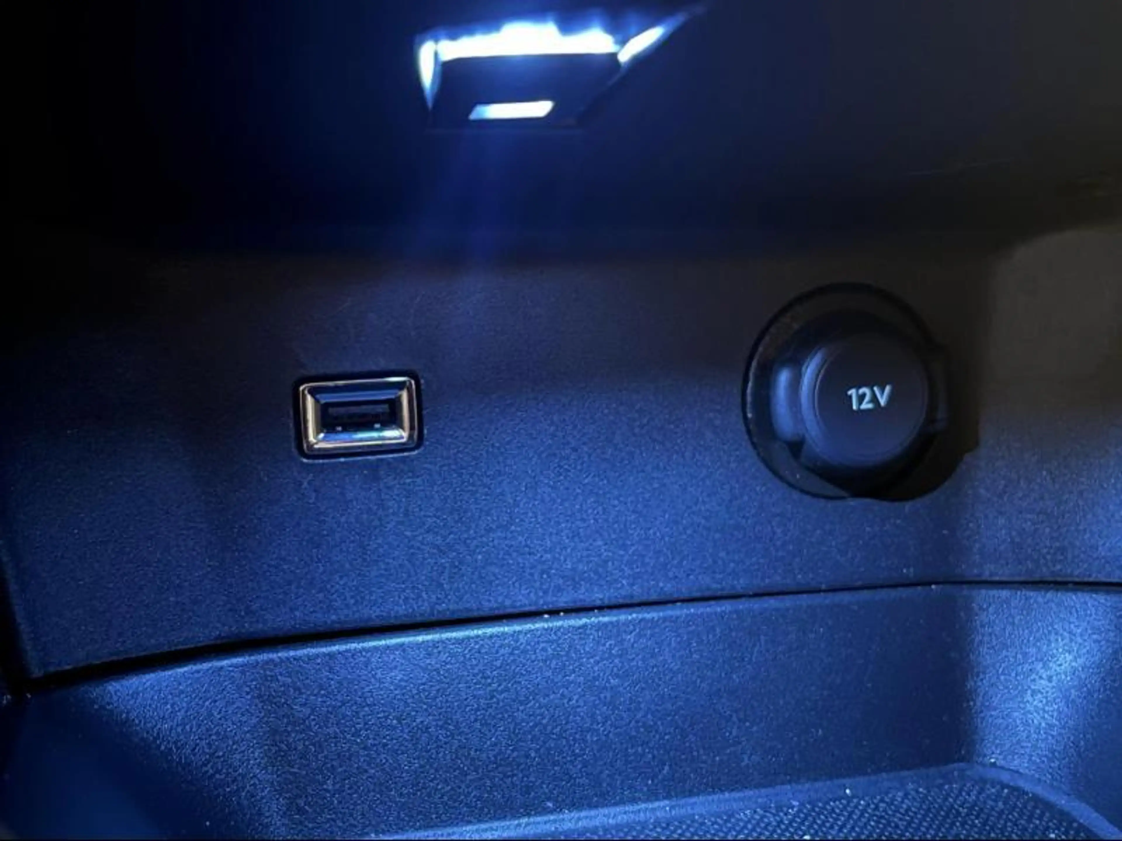 Peugeot 5008 Active Pack | 7 ZIT | — photo 18