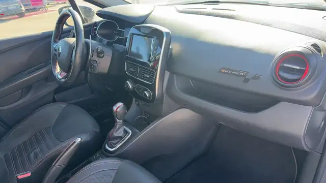 Renault Clio view 10