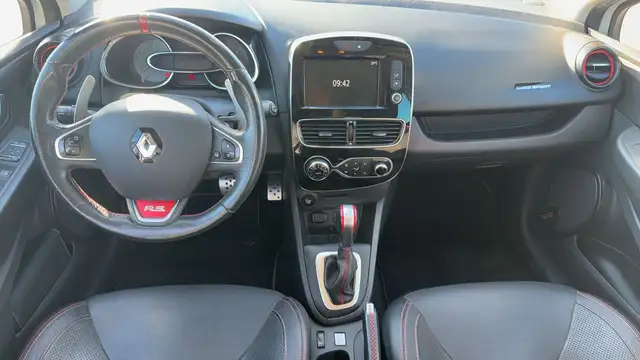 Renault Clio view 11