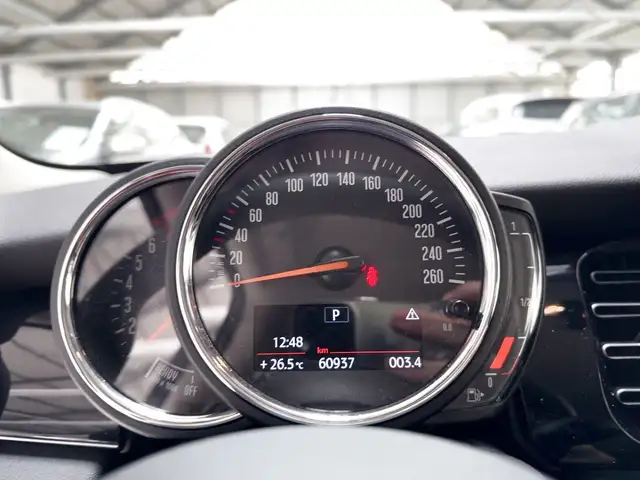 Mini Cooper Cooper view 7
