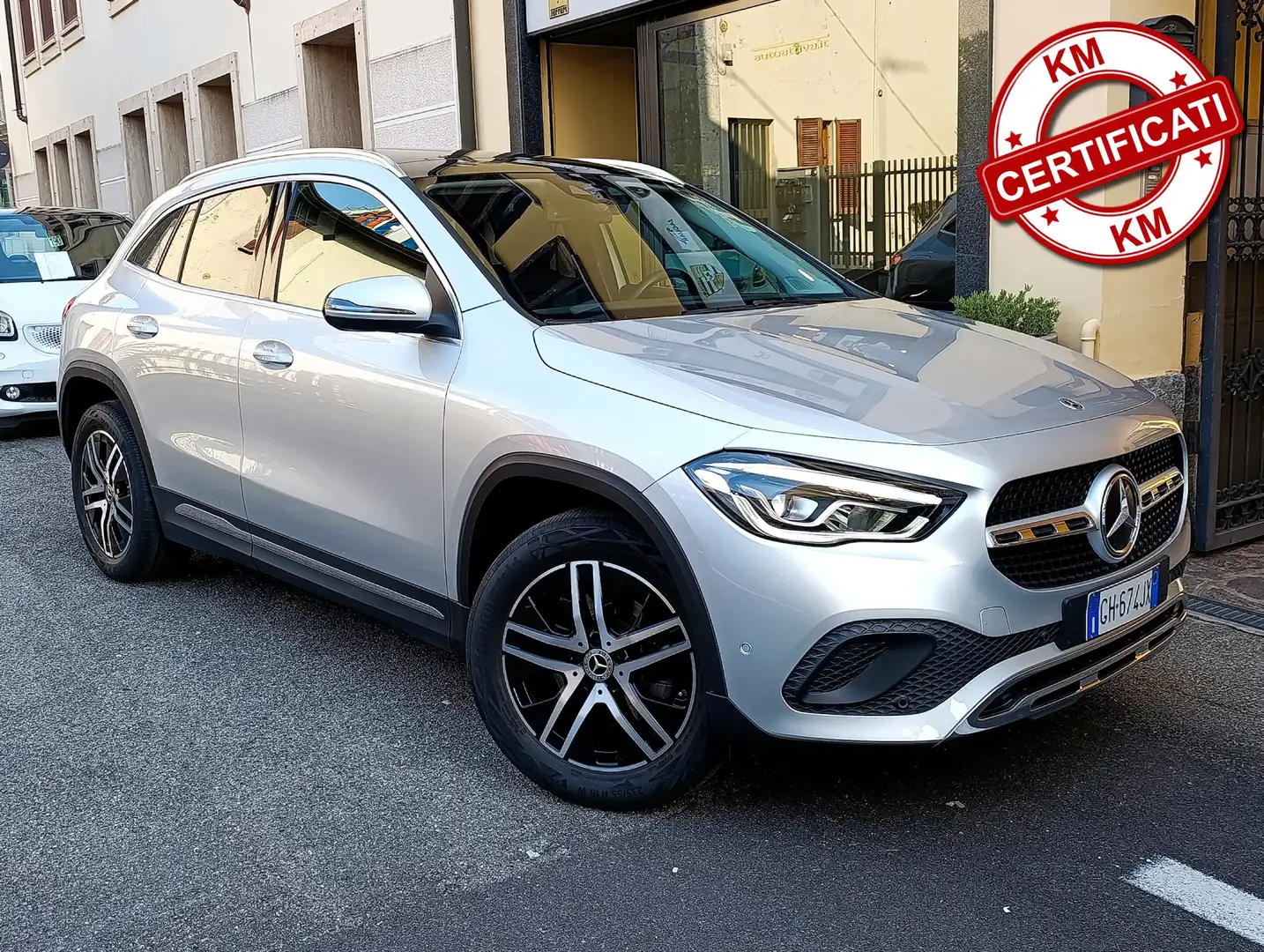 Mercedes-Benz GLA 200 Sport Plus aut km 34.179 certificati Mercedes Benz Argent - 1
