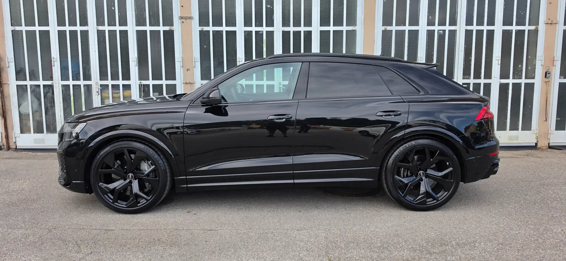 Audi RS Q8 Quattro *Dynamik Plus*Keramik*Standh.*Massage*B&O* Schwarz - 2