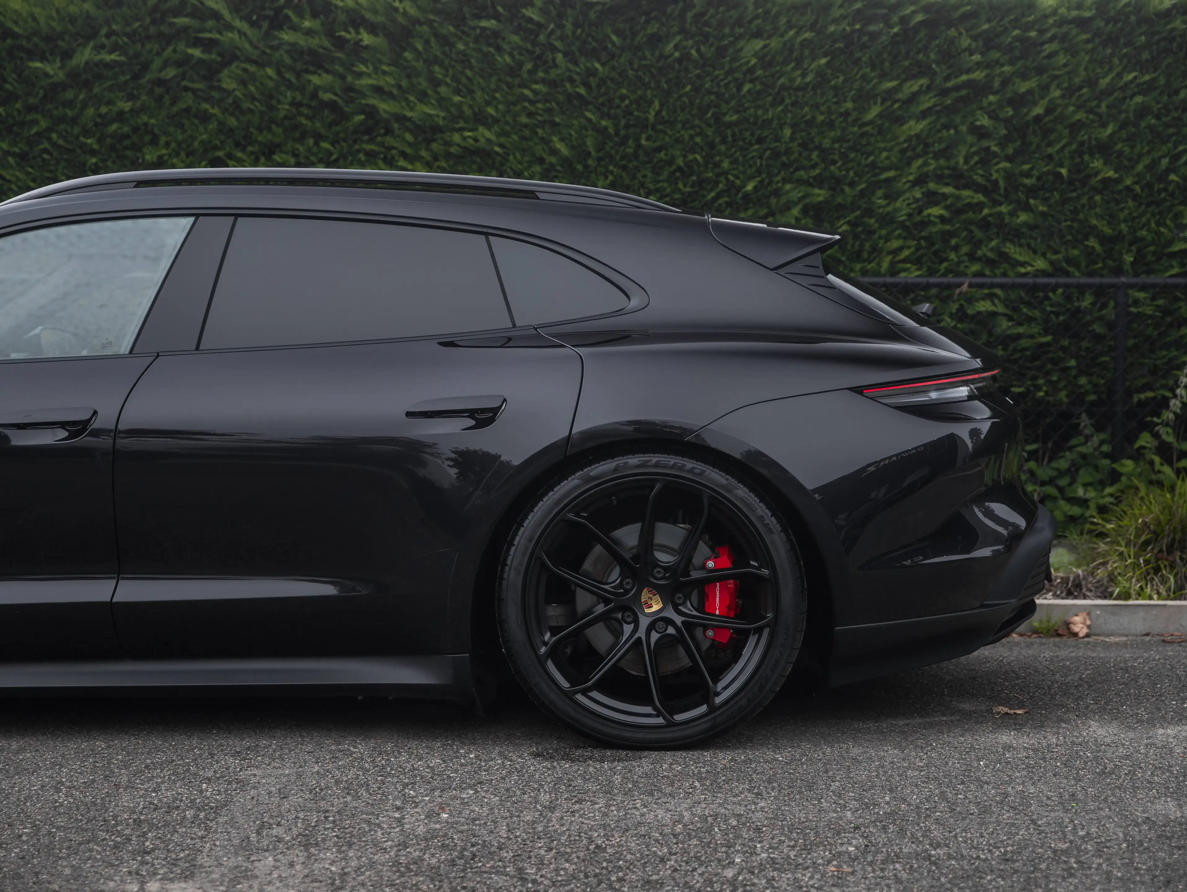 Porsche Taycan 4S Sport Turismo/PERF BATT+/CHRONO/AIR SUSP/MATRIX/BOSE/PANO/PORSCHE ENTRY/AMBIANCE/21"/14WAY+MEMORY — photo 23