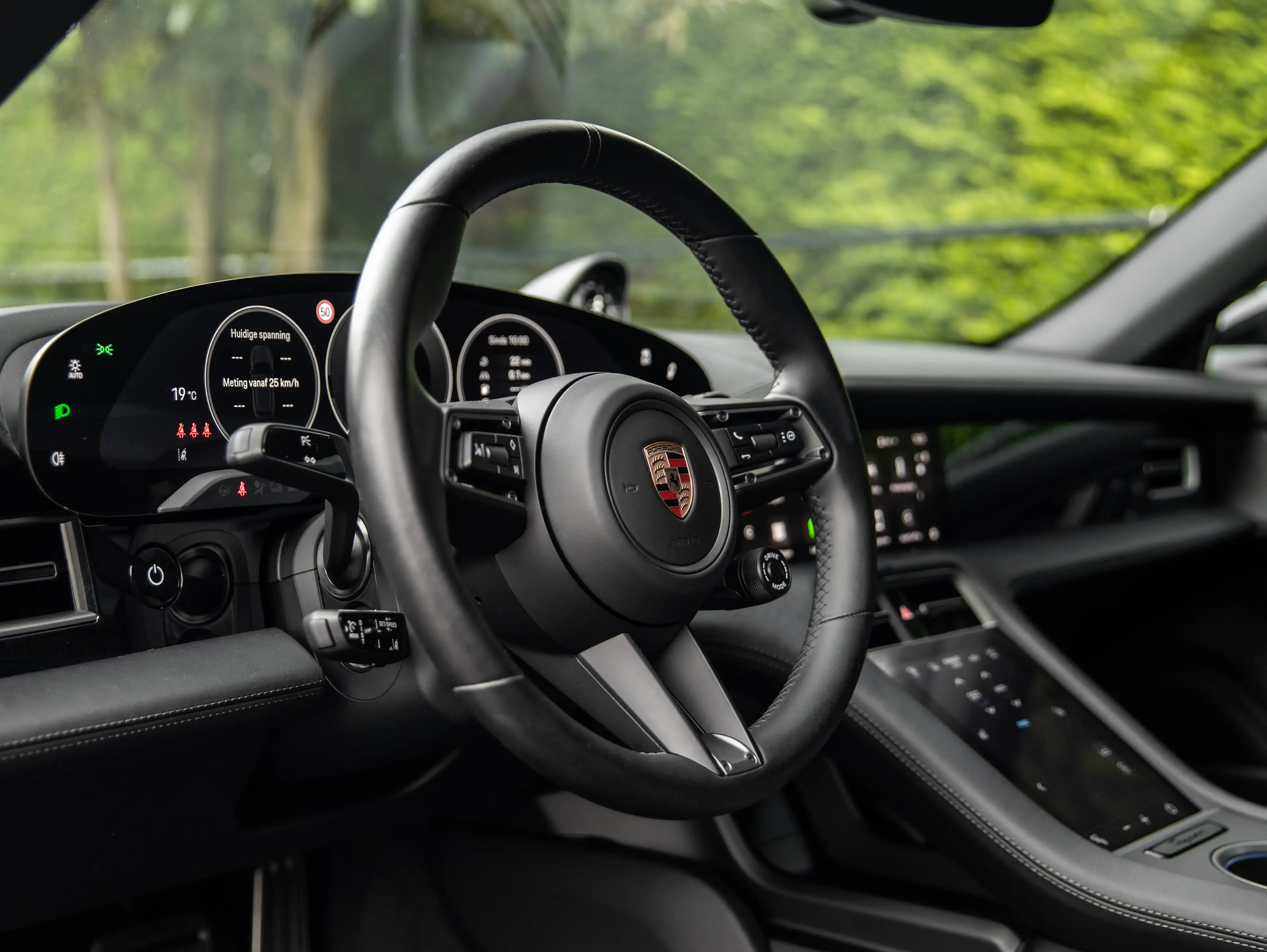 Porsche Taycan 4S Sport Turismo/PERF BATT+/CHRONO/AIR SUSP/MATRIX/BOSE/PANO/PORSCHE ENTRY/AMBIANCE/21"/14WAY+MEMORY — photo 7