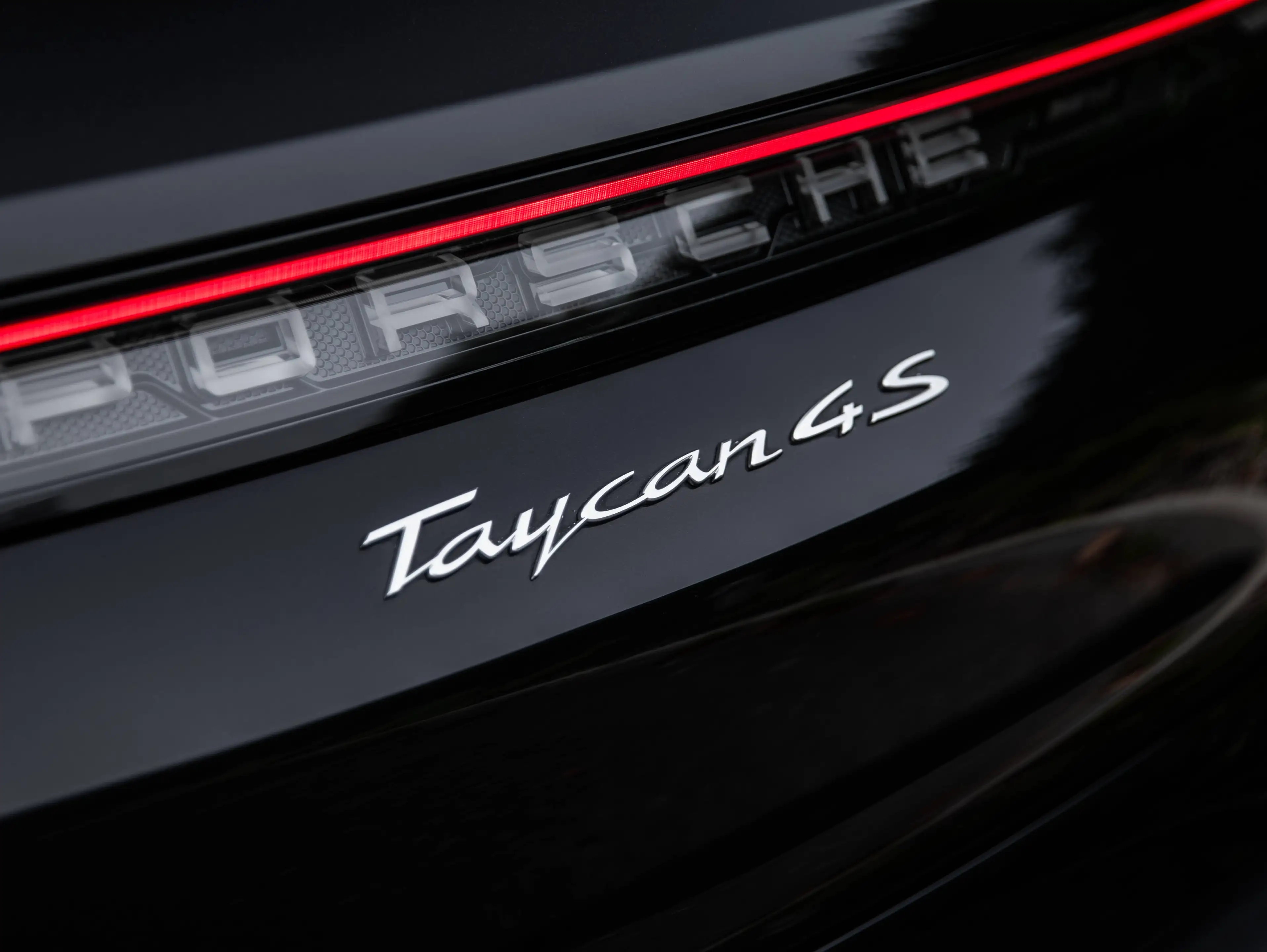 Porsche Taycan 4S Sport Turismo/PERF BATT+/CHRONO/AIR SUSP/MATRIX/BOSE/PANO/PORSCHE ENTRY/AMBIANCE/21"/14WAY+MEMORY — photo 26