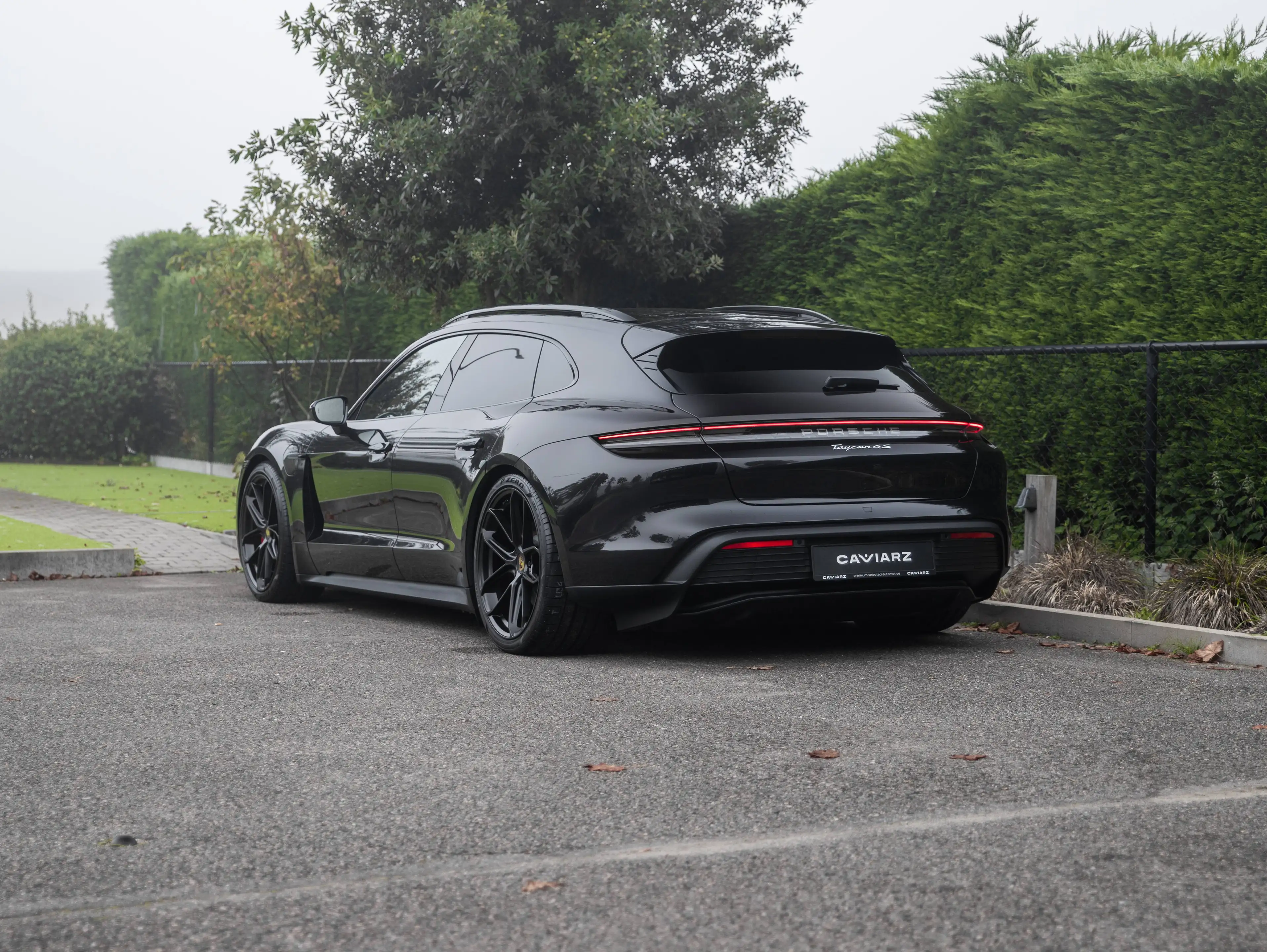 Porsche Taycan 4S Sport Turismo/PERF BATT+/CHRONO/AIR SUSP/MATRIX/BOSE/PANO/PORSCHE ENTRY/AMBIANCE/21"/14WAY+MEMORY — photo 30