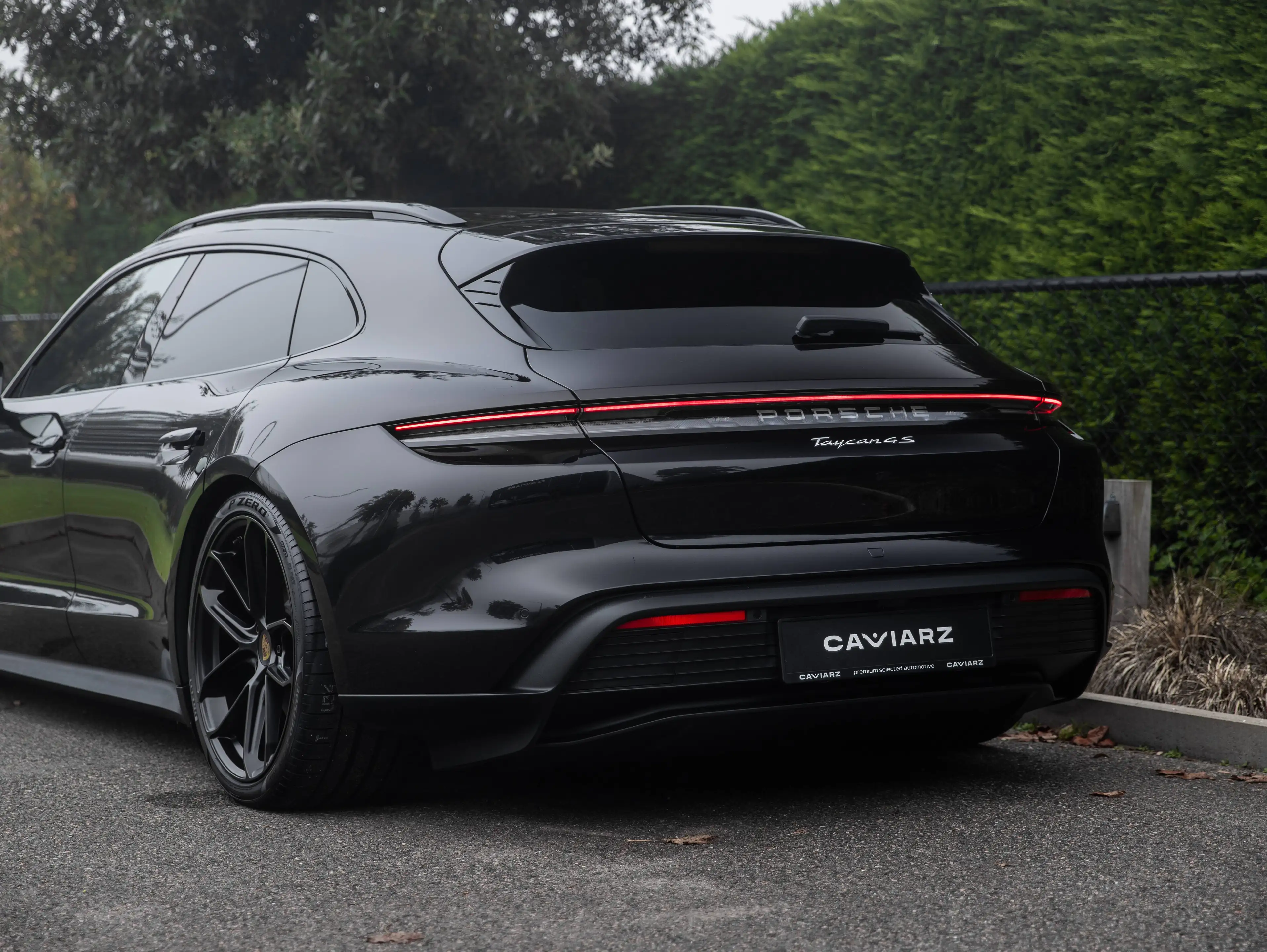 Porsche Taycan 4S Sport Turismo/PERF BATT+/CHRONO/AIR SUSP/MATRIX/BOSE/PANO/PORSCHE ENTRY/AMBIANCE/21"/14WAY+MEMORY — photo 24
