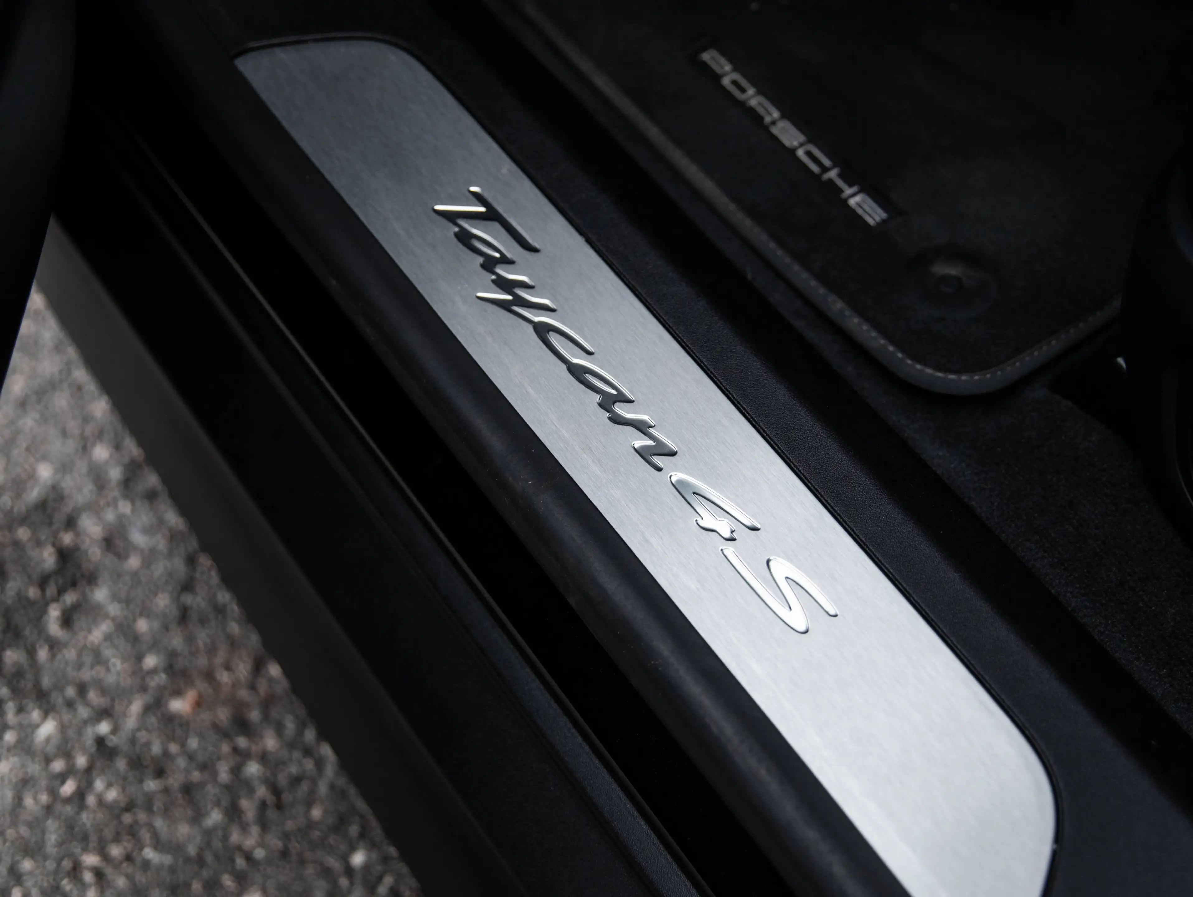 Porsche Taycan 4S Sport Turismo/PERF BATT+/CHRONO/AIR SUSP/MATRIX/BOSE/PANO/PORSCHE ENTRY/AMBIANCE/21"/14WAY+MEMORY — photo 35