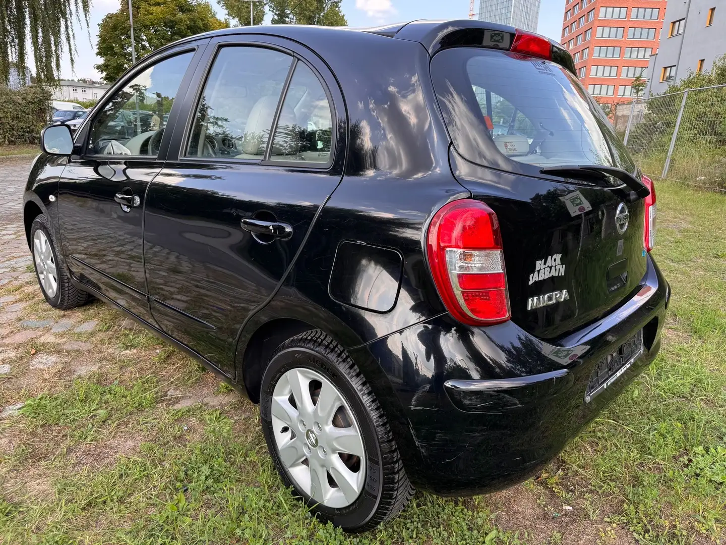 Nissan Micra Visia First Noir - 2