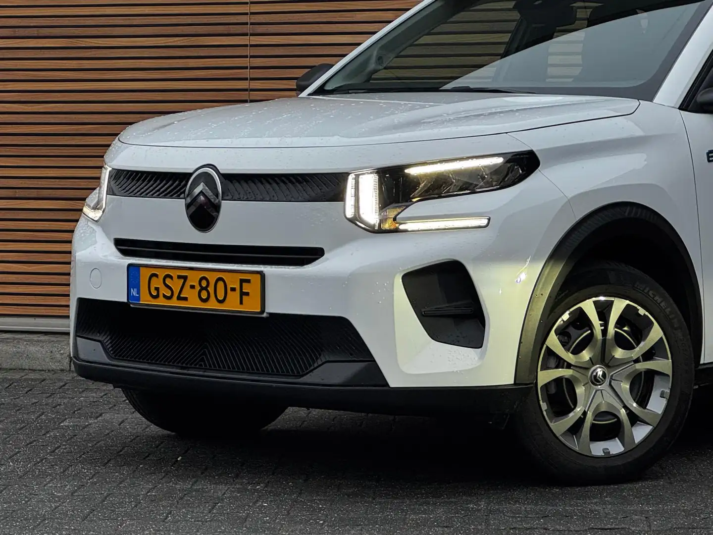 Citroen E-C3 You 113pk 44 kWh Parkeerhulp / Nieuwe Model Weiß - 2