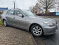 BMW 525 5 Touring 525d*KLIMA*TEMPOMAT*XENON*AHK !! Gris - thumbnail 11