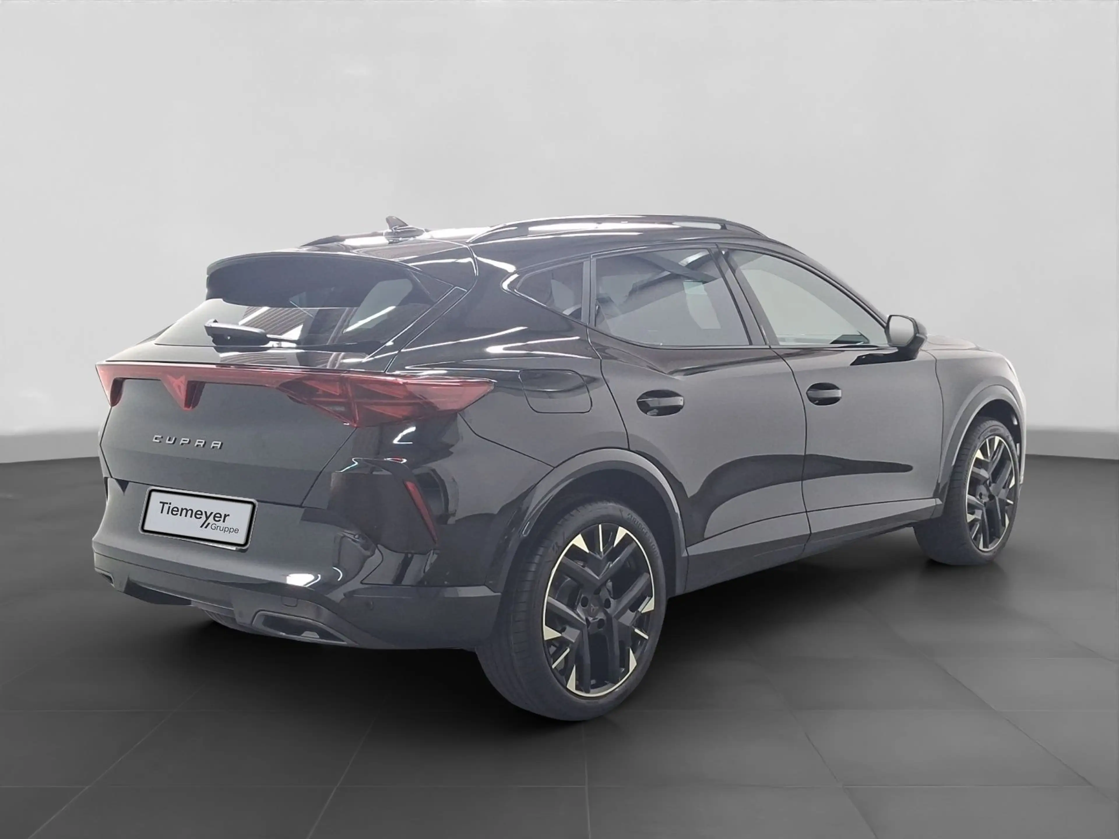 CUPRA Formentor 1.5 eTSI DSG TRIBE EDITION LM19 AHK KA — photo 3