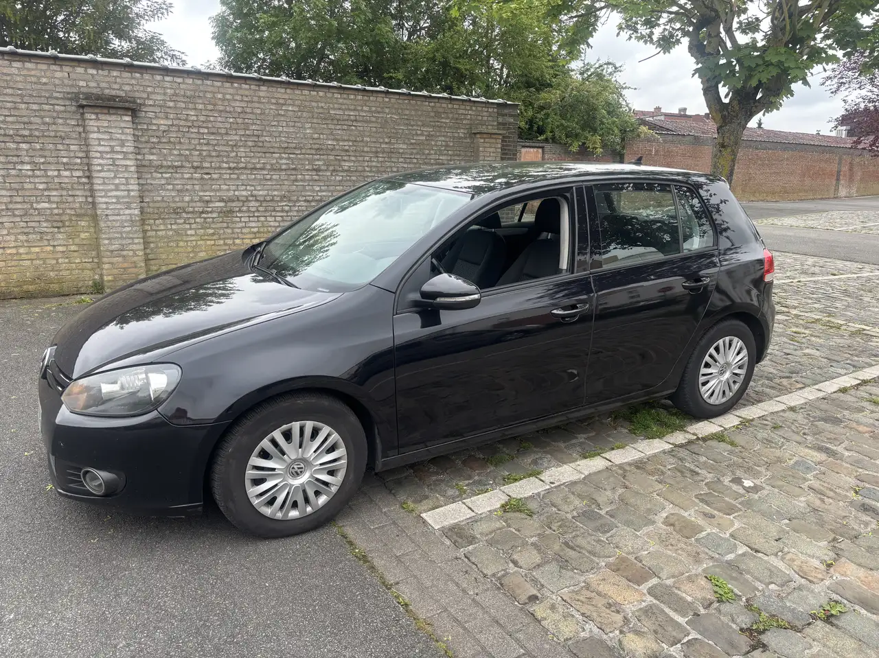 Volkswagen Golf 1.6 TDI 105 FAP CR BlueMotion Confortlin