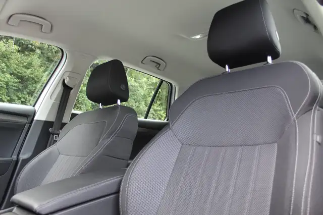 Skoda Superb view 13