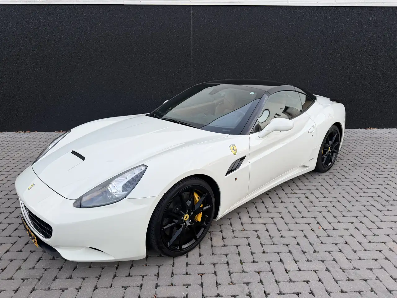 Ferrari California