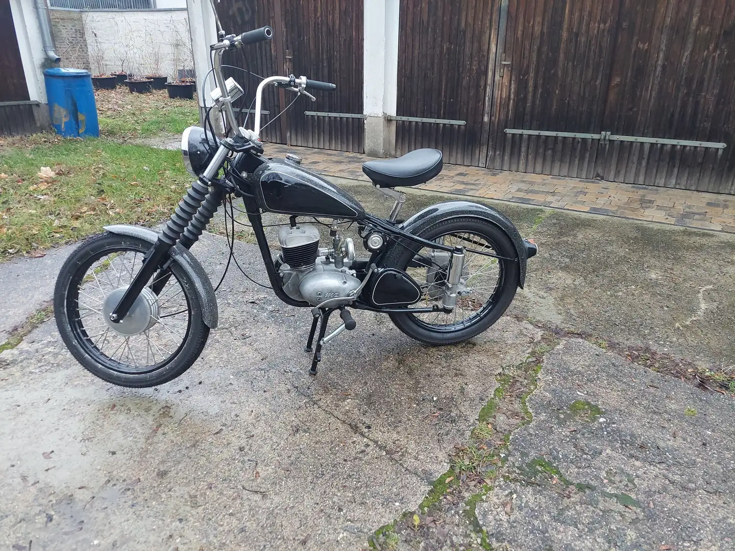 MZ RT 125 RT 125/2 crna - 1