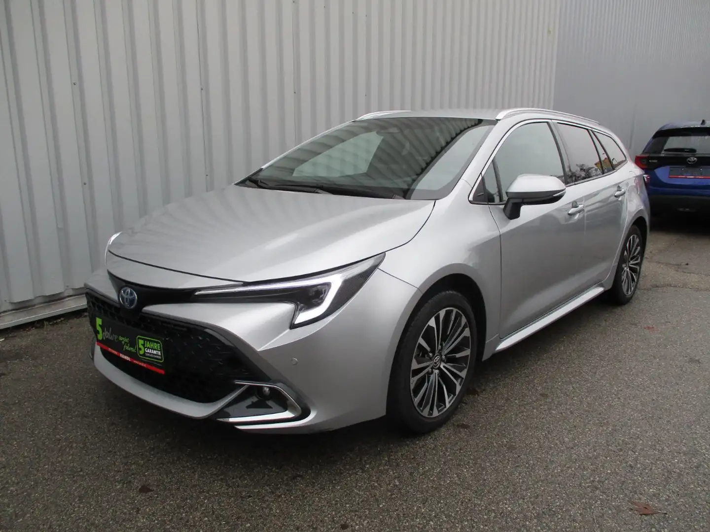 Toyota Corolla 1.8 Hybrid Touring Sports Active Drive Silber - 2