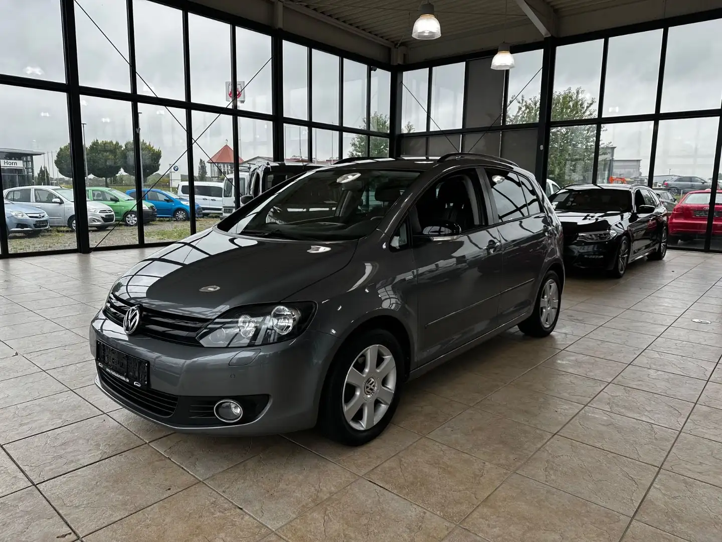 Volkswagen Golf Plus 1.2 TSI MATCH Gris - 1
