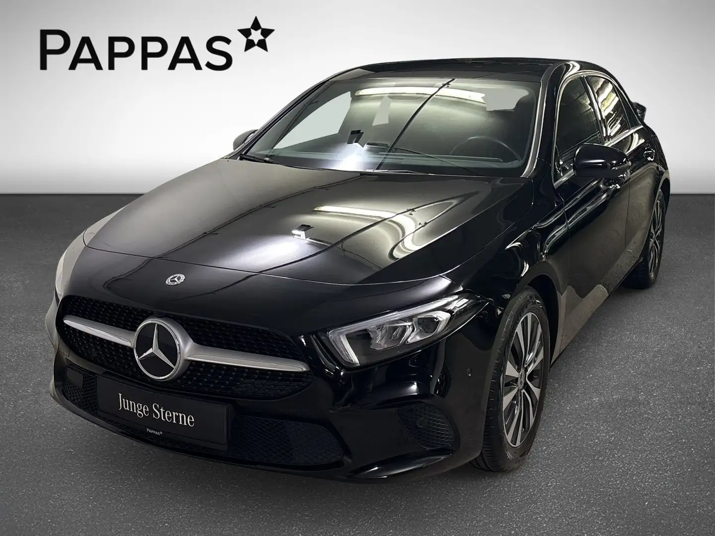 Mercedes-Benz A 160 Kompaktlimousine PTS Navi Cam LED Negro - 2
