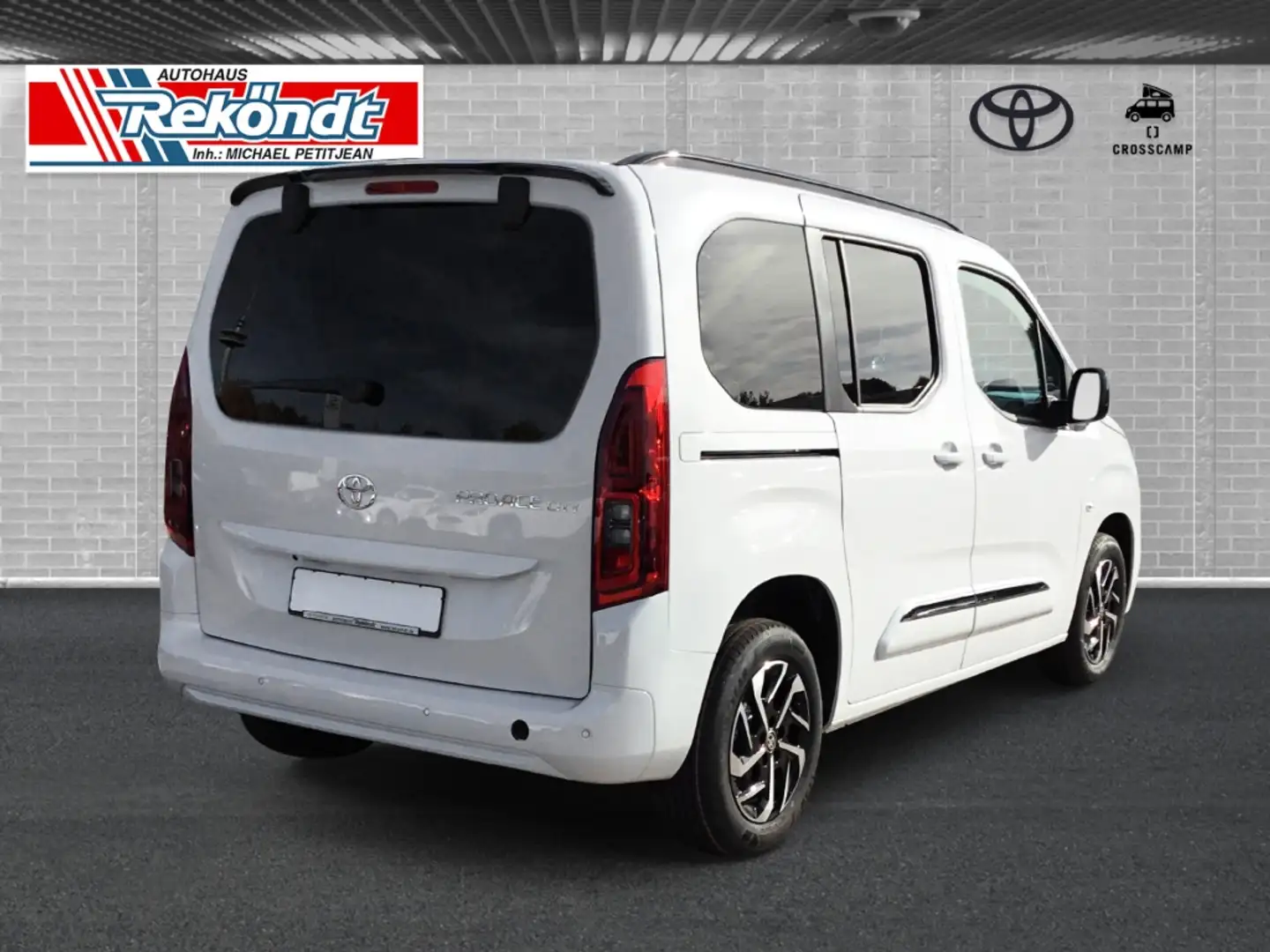 Toyota Proace City Verso L1 Team Deutschland 1.5 D RFK SHZ LHZ NAVI Blanc - 2