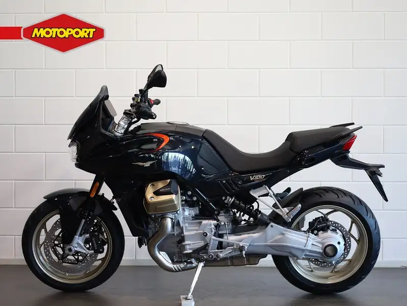 Moto Guzzi V 100 - foto 4