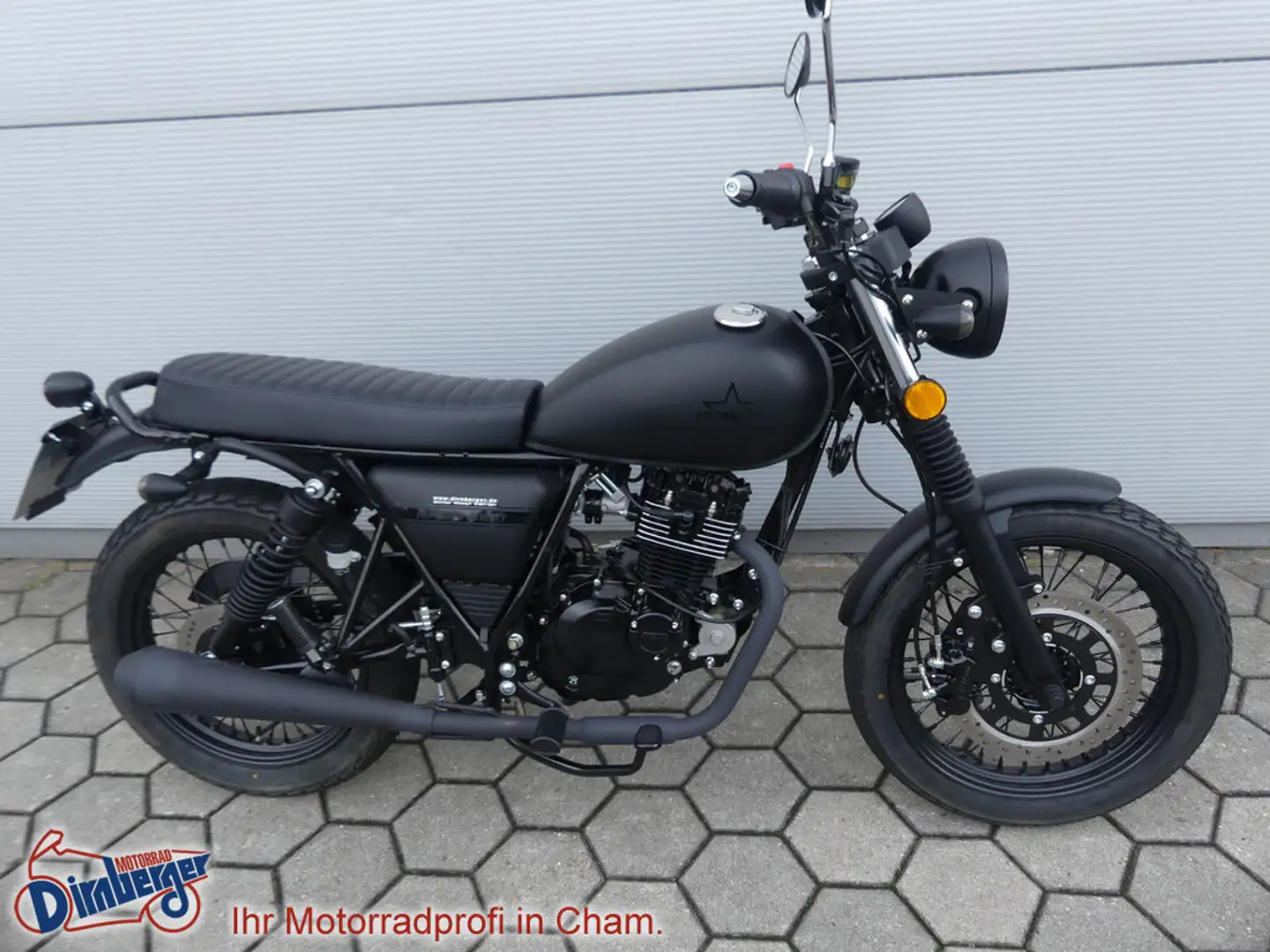 Mash Seventy 125 - NEUZUSTAND 1. Kundendienst gema Zwart - 1