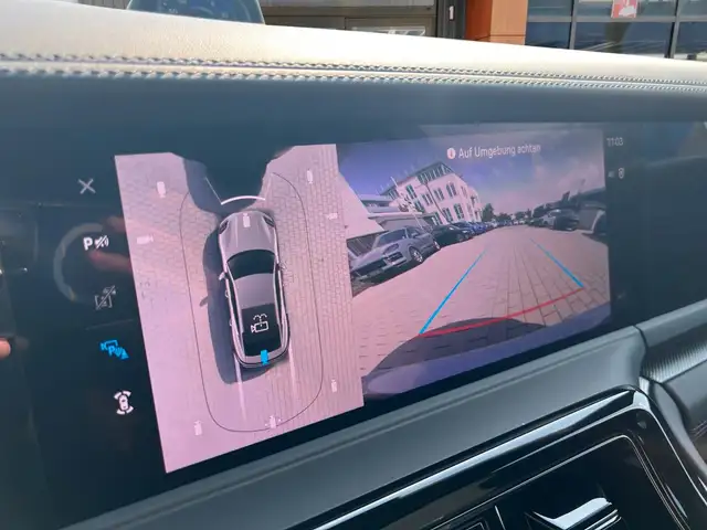 Porsche Panamera view 13