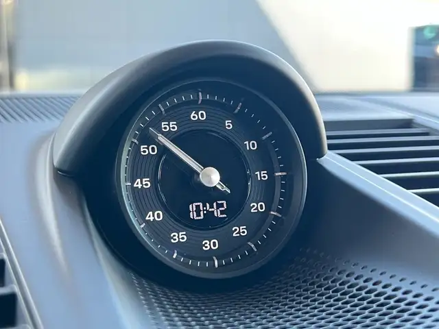 Porsche Panamera view 14
