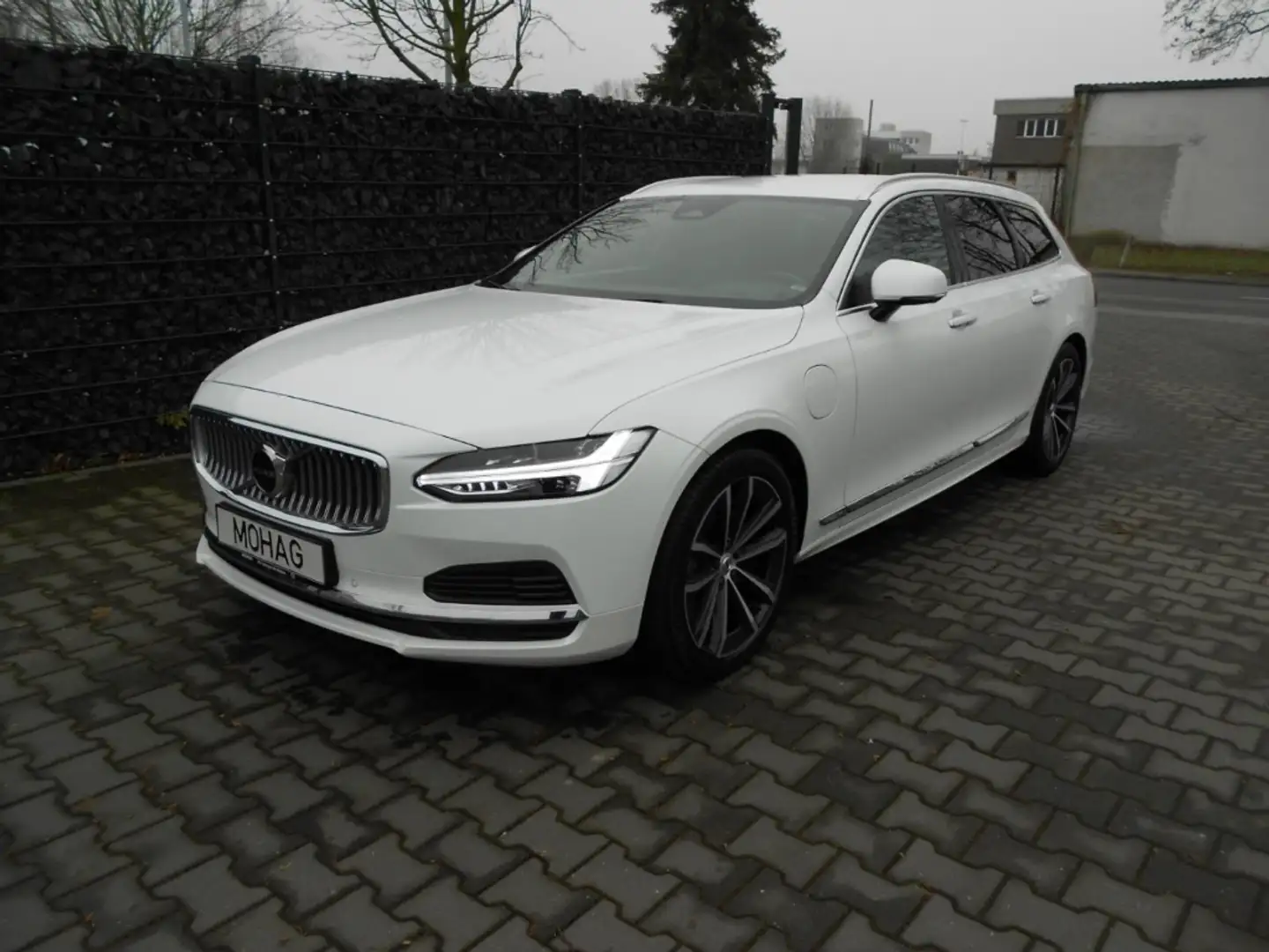 Volvo V90 T6 AWD Recharge Inscription PlugIn-Hybrid Weiß - 1