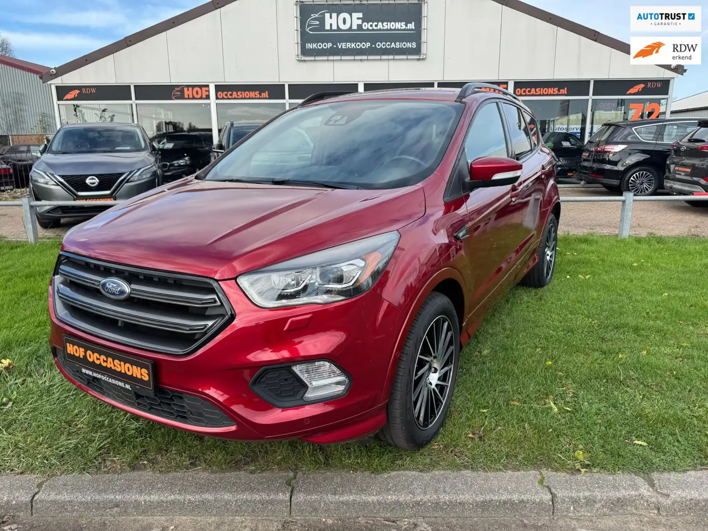 Ford Kuga 1.5 EcoBoost ST Line 150pk CARPLAY / CAMERA / TREK Rouge - 1