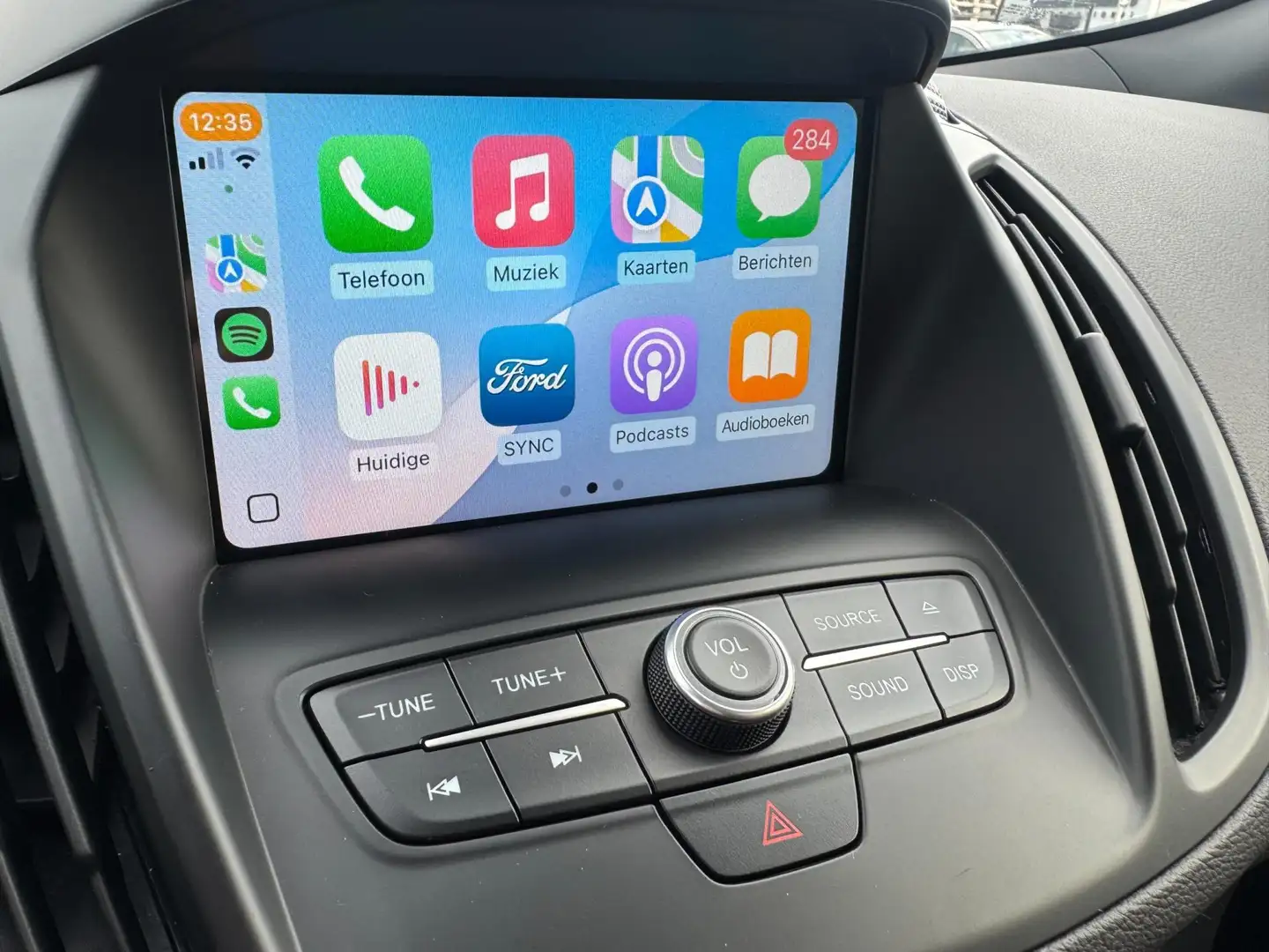 Ford Kuga 1.5 EcoBoost ST Line 150pk CARPLAY / CAMERA / TREK Rouge - 2