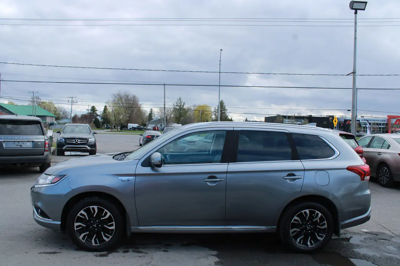 Mitsubishi Outlander снимка Mitsubishi Outlander