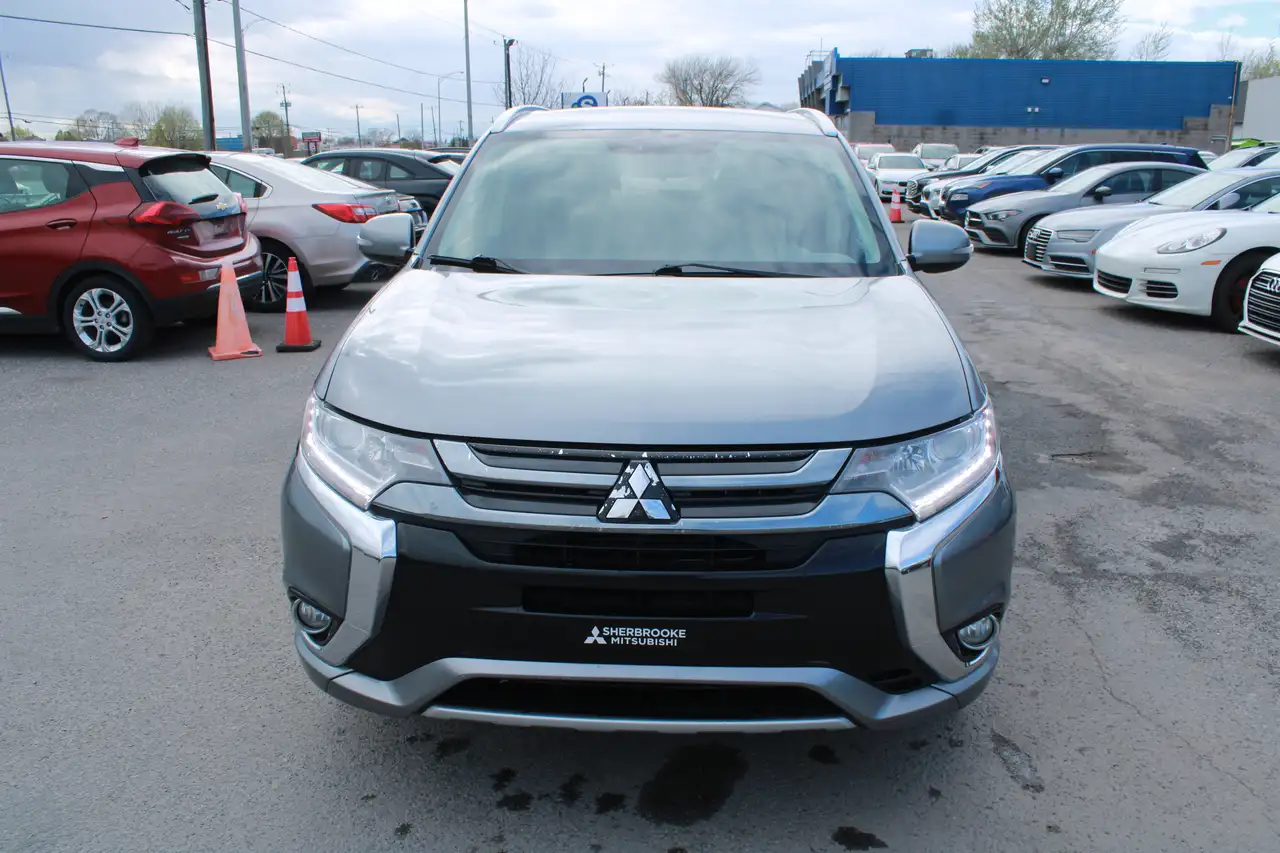 Mitsubishi Outlander снимка Mitsubishi Outlander