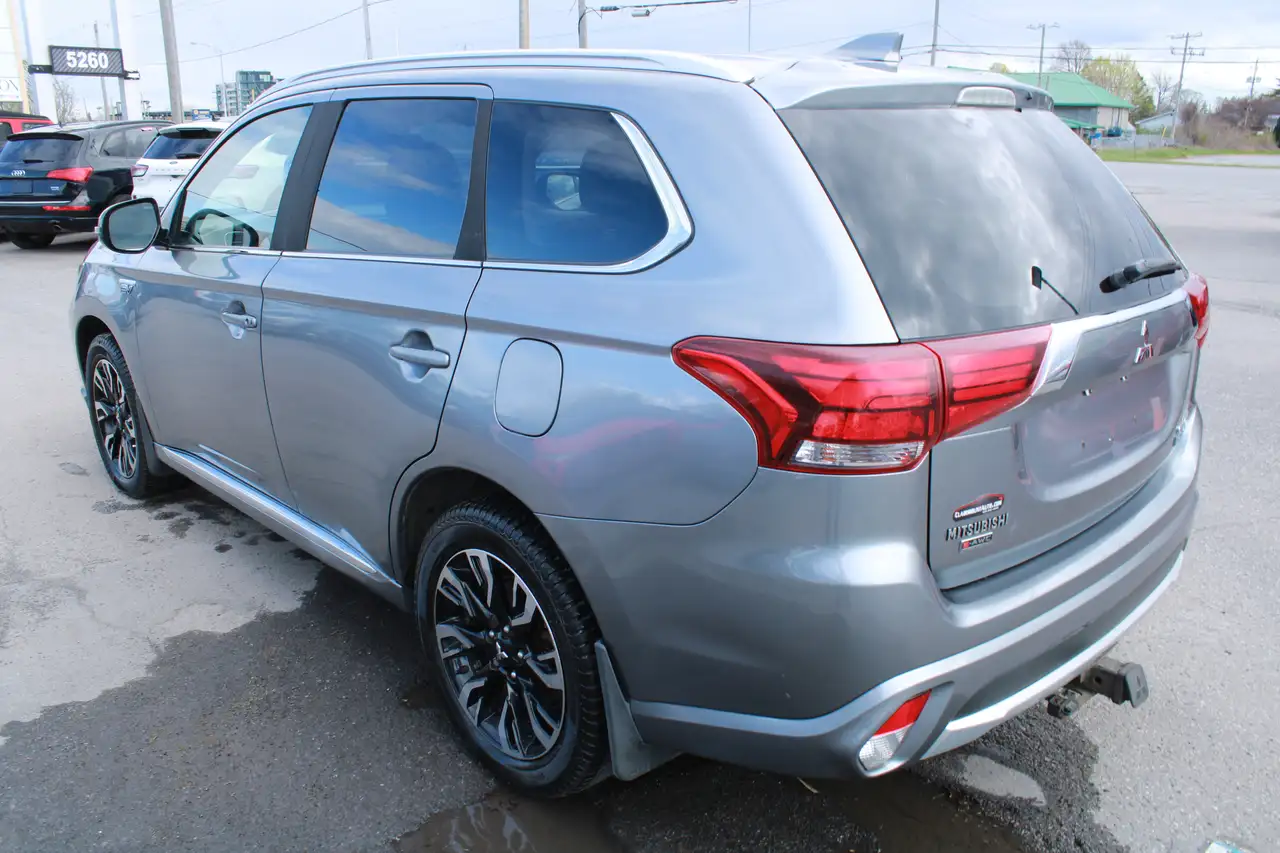 Mitsubishi Outlander снимка Mitsubishi Outlander